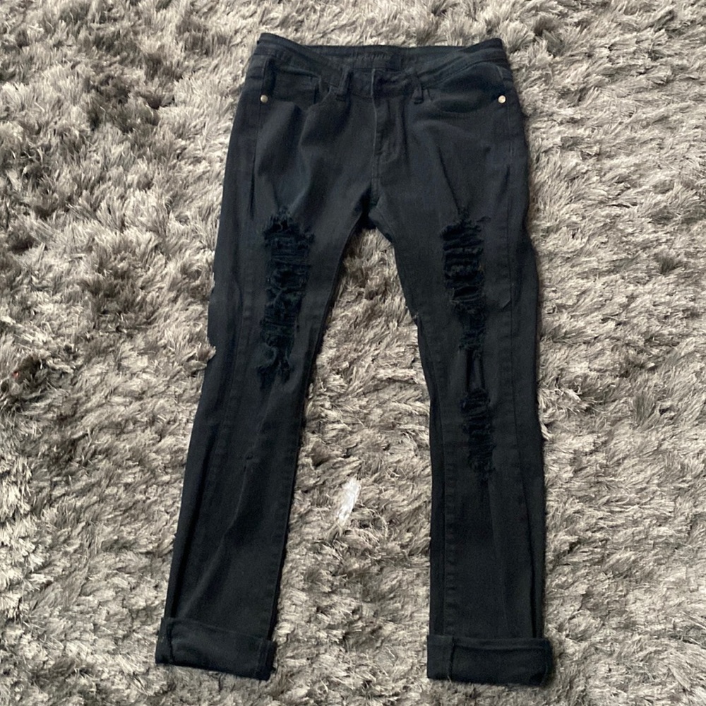 Black distressed jeans